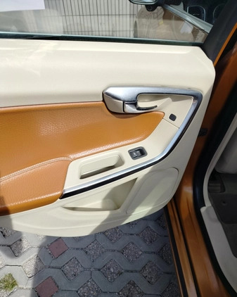 Volvo S60 cena 38900 przebieg: 123000, rok produkcji 2010 z Tychy małe 436
